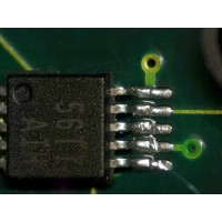 Стерео микроскоп Stemi 305 с настольным штативом и Stemi-Spot освещения Перпендикулярно